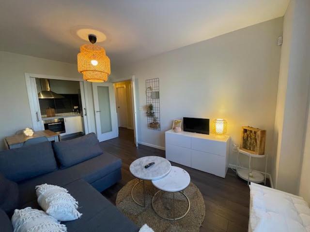 Apartamento A Un Paso De La Playa En Ares Con Piscina Y Parking Bagian luar foto